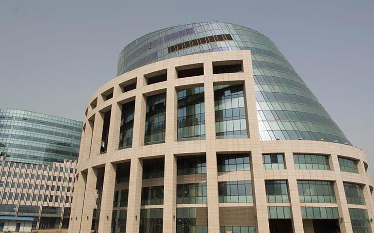 太原經(jīng)濟(jì)開發(fā)區(qū)高科技孵化基地防火門、防火卷簾